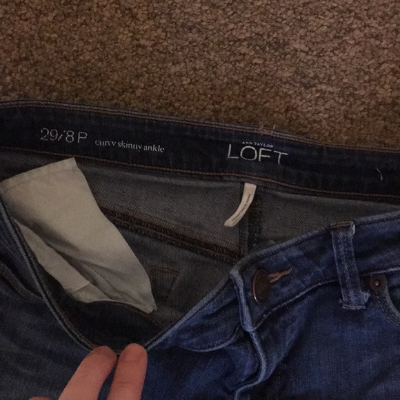 Loft Like New Jeans - Picture 3 of 3